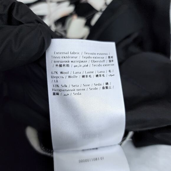 Valentino Snowdrop Crepe Couture Floral Trousers | Sizes XS & M | MSRP $2200 - Picture 11 of 13